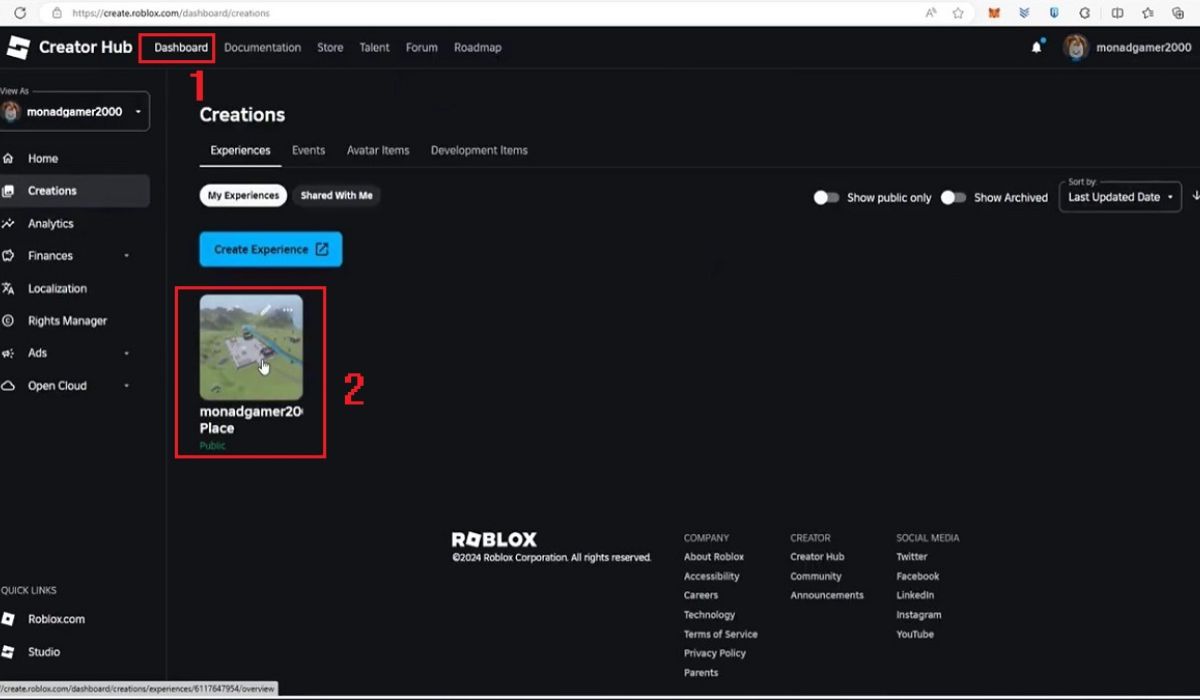 Chọn "Public" trên trang chủ Roblox